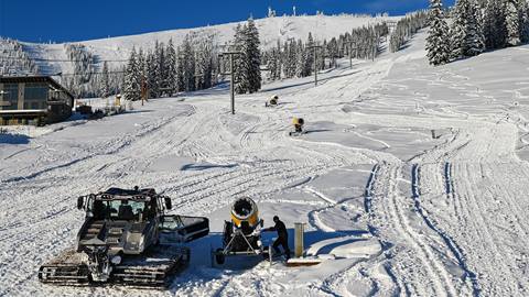 snow cats and snow blowers