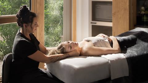 Schweitzer guest receives massage treatment at Cambium Spa