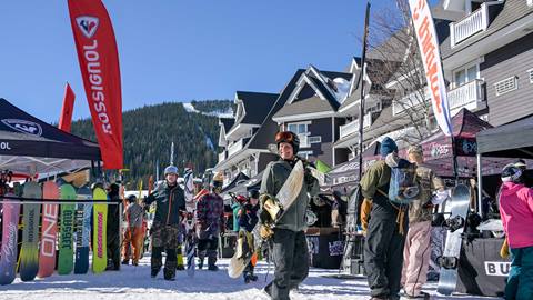 people getting demo gear at Schweitzer's mega demo day