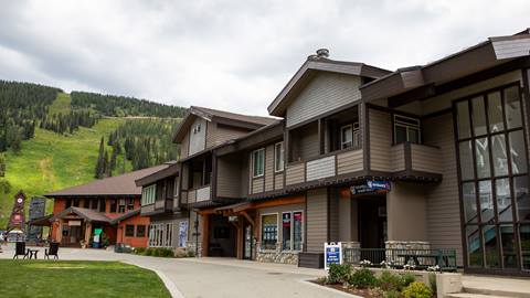Exterior image of condos available for rent at Schweitzer