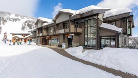 lazier building condos at Schweitzer