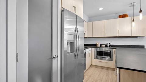 image of kitchen at Selkirk condo at Schweitzer