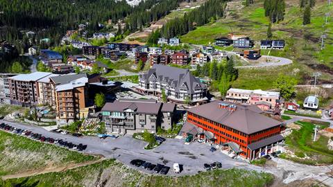 drone photo of Schweitzer village