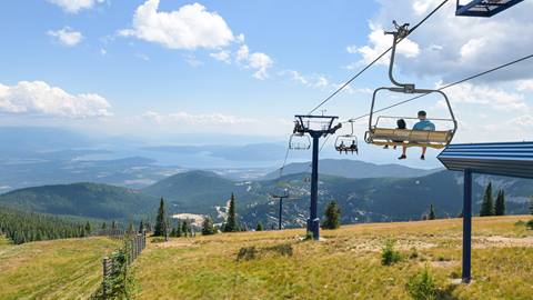summer scenic lift ride