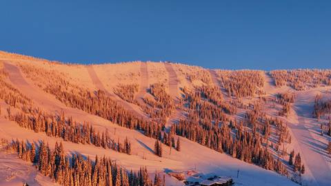 sunrise on the mountain at Schweitzer
